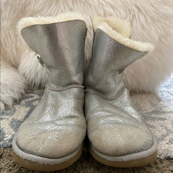 silver ugg boots - Picture 2 of 3